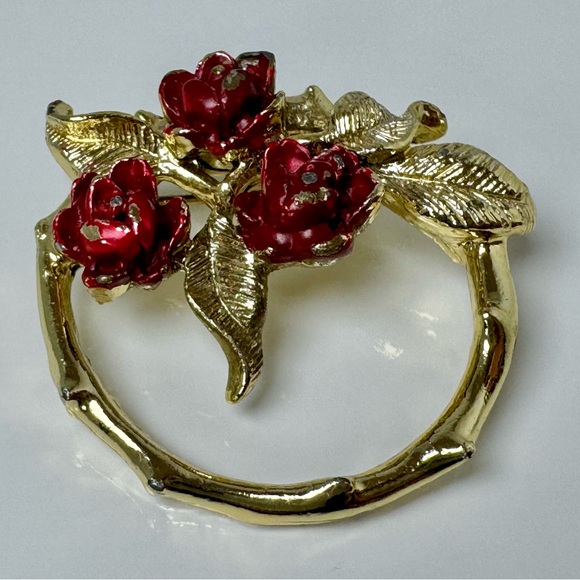 Vintage Signed Gerry Gold and Red Floral Brooch - Picture 1 of 11